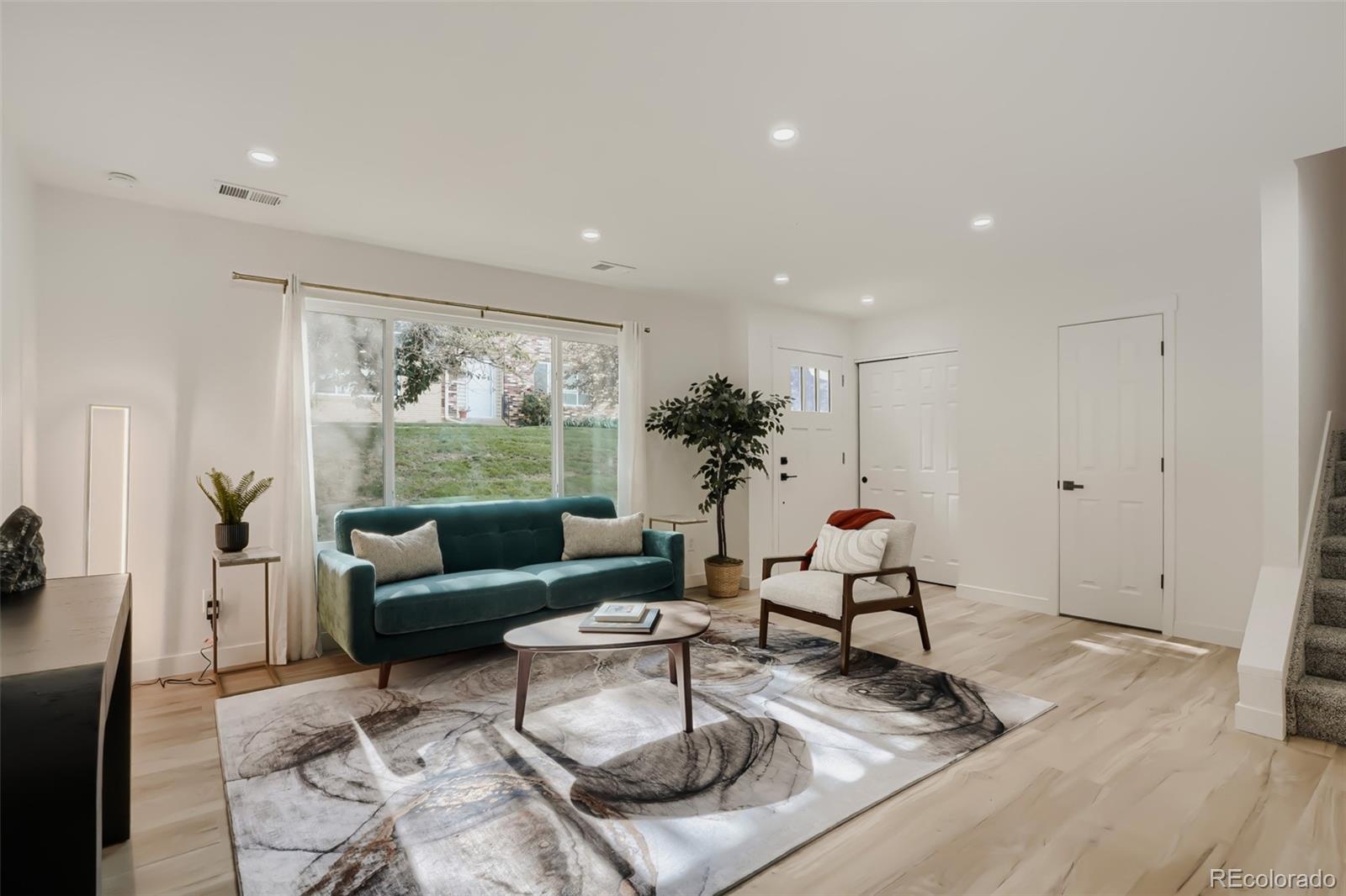 Cherry Creek Denver Condo / Townhome | MLS #: 67416959276 E Mansfield Avenue , Denver Beds: 3 Baths: 3 Price: $375,000