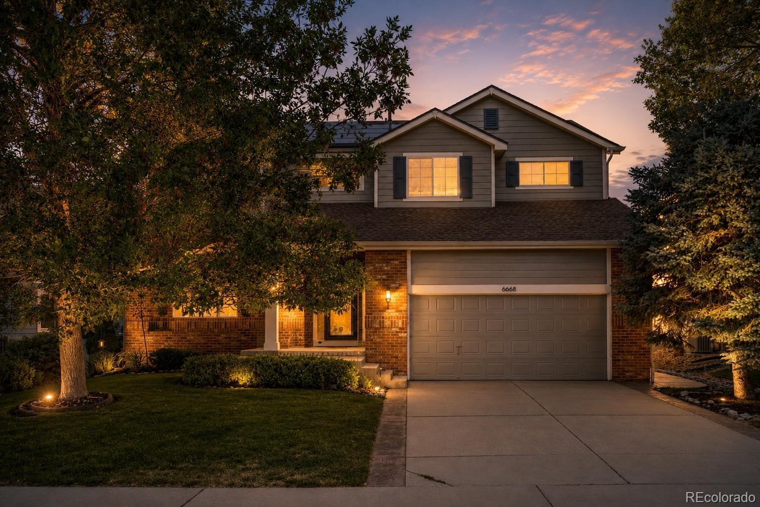 Greenfield Aurora Home | MLS #: 17190436668 S Killarney Court, Aurora Beds: 5 Baths: 3 Price: $709,900