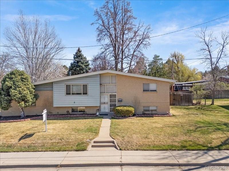 1800 S Monaco Street Parkway, denver&nbsp; House Search MLS Picture