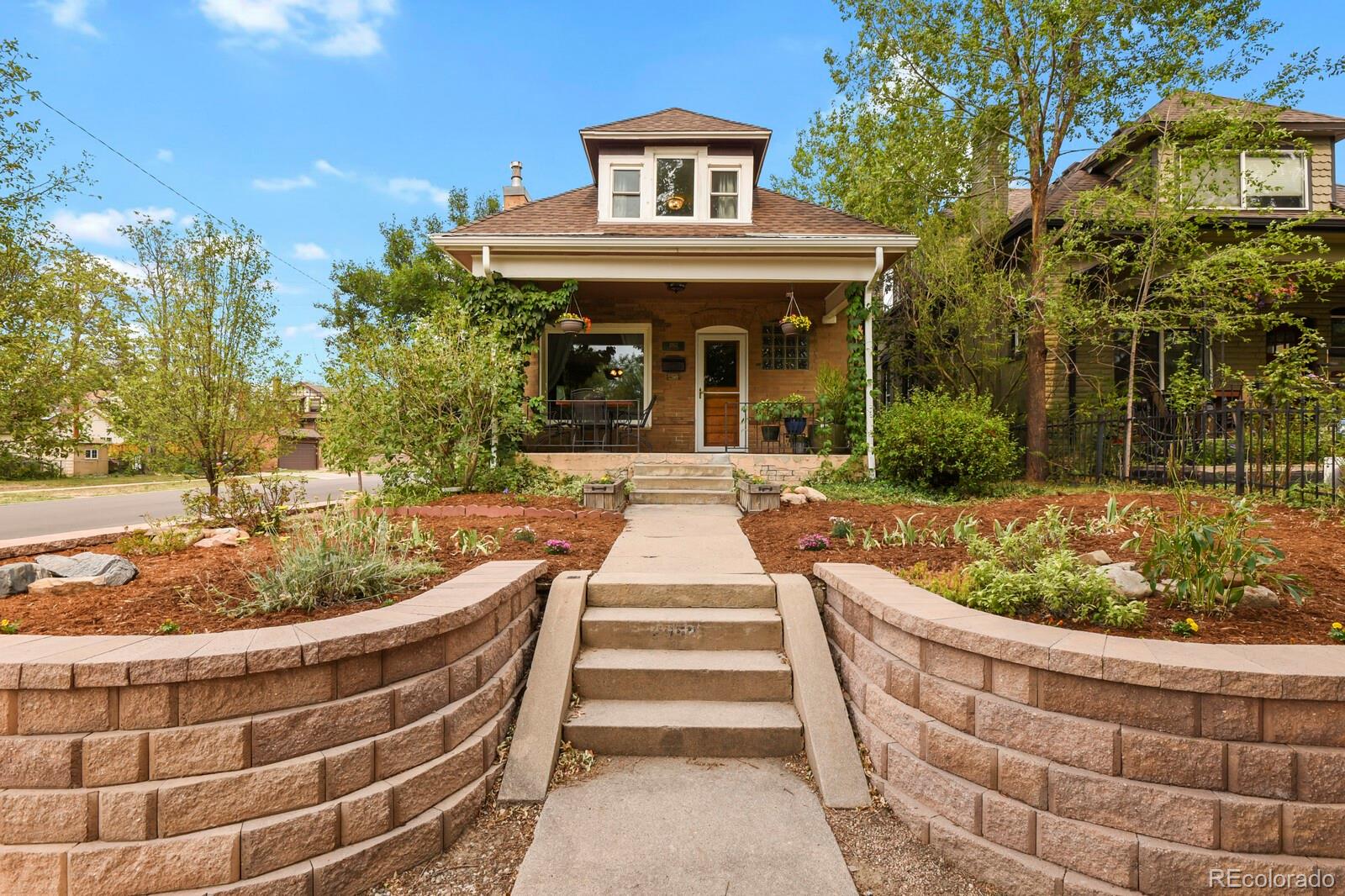  Denver Home | MLS #: 42412362952 N Vine Street, Denver Beds: 3 Baths: 2 Price: $750,000