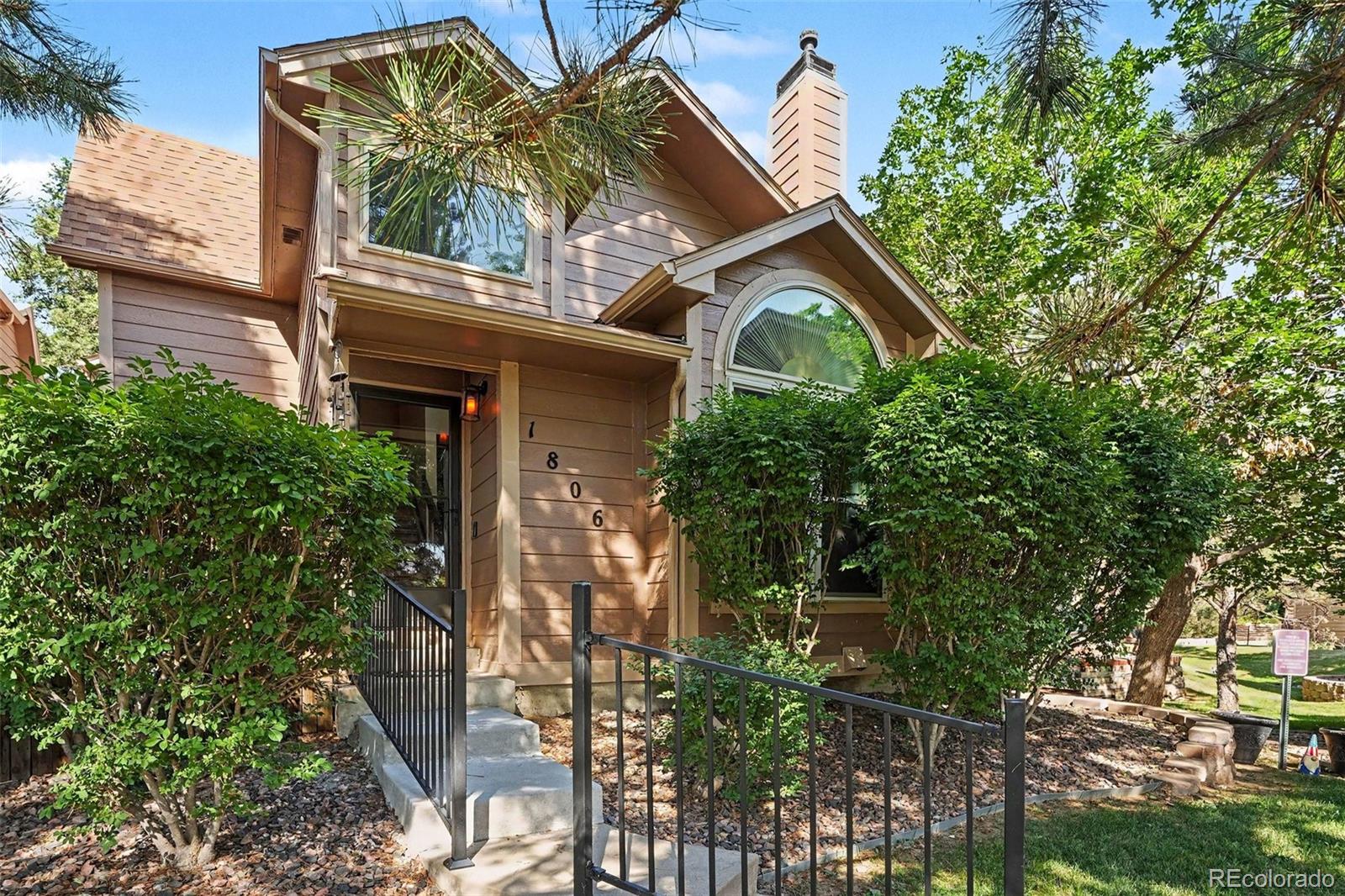aurora&nbsp; House Search Picture