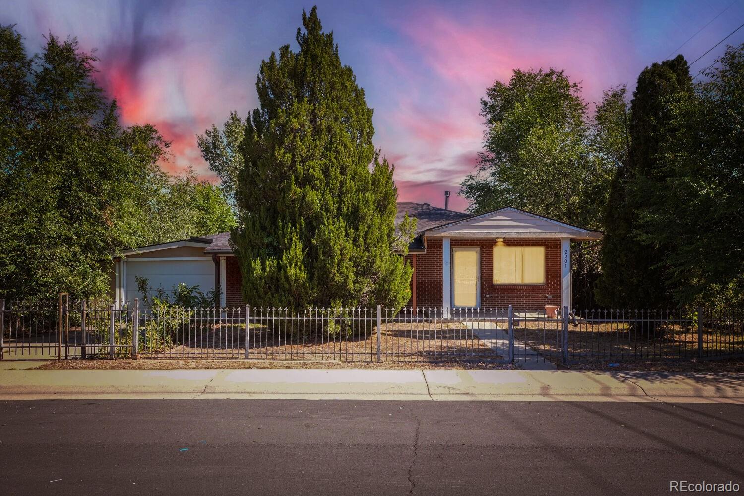 2201 W 55th Avenue, denver&nbsp; House Search MLS Picture