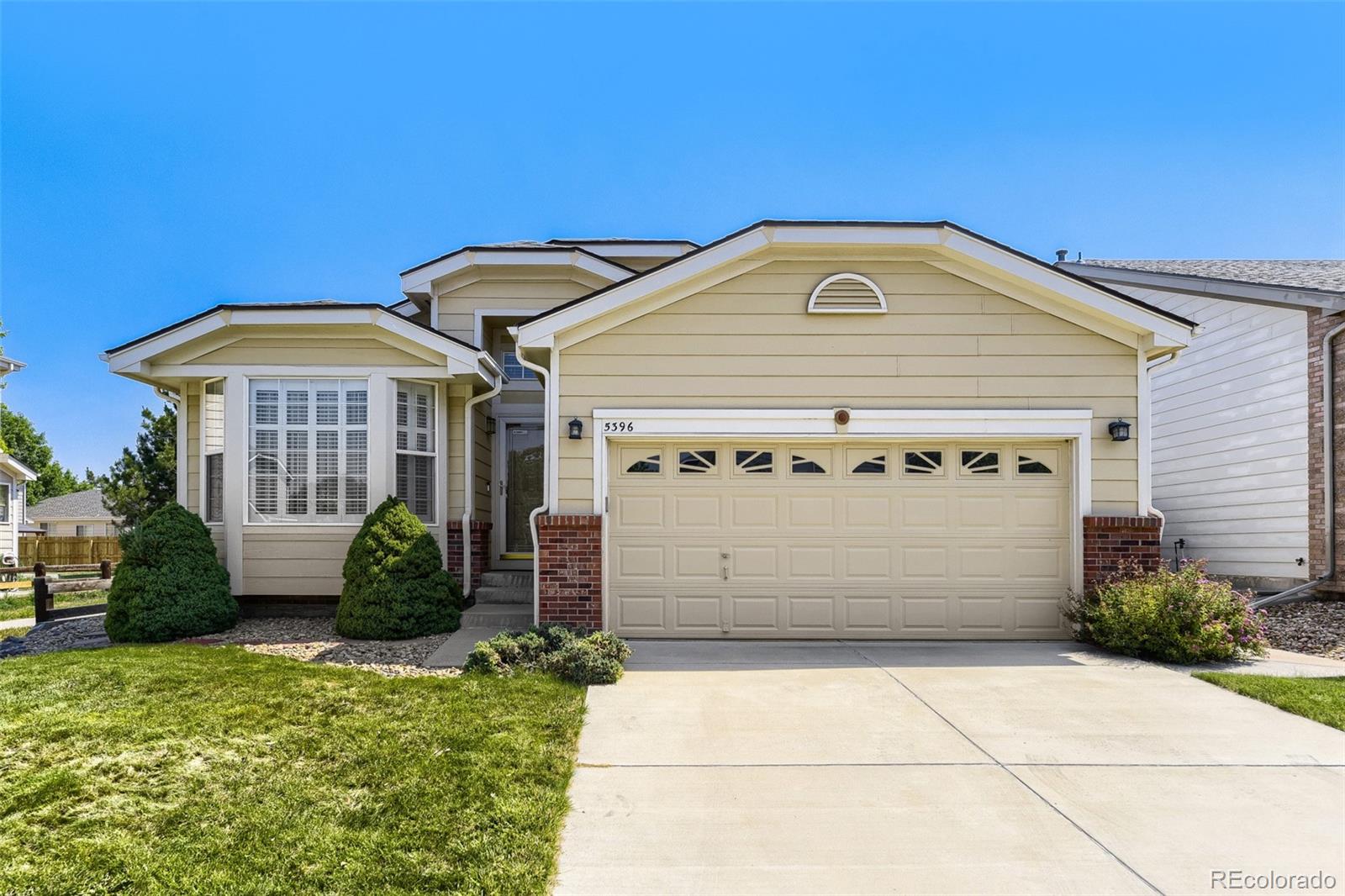 Pinery Parker Home | MLS #: 75839455396  Military Trail, Parker Beds: 3 Baths: 2 Price: $570,000