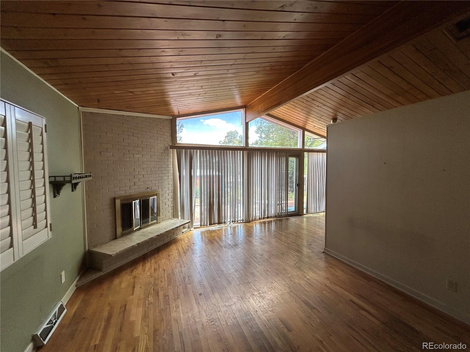 Broomfield Heights Broomfield Home | MLS #: 6867821850 W 6th Avenue, Broomfield Beds: 3 Baths: 3 Price: $420,000