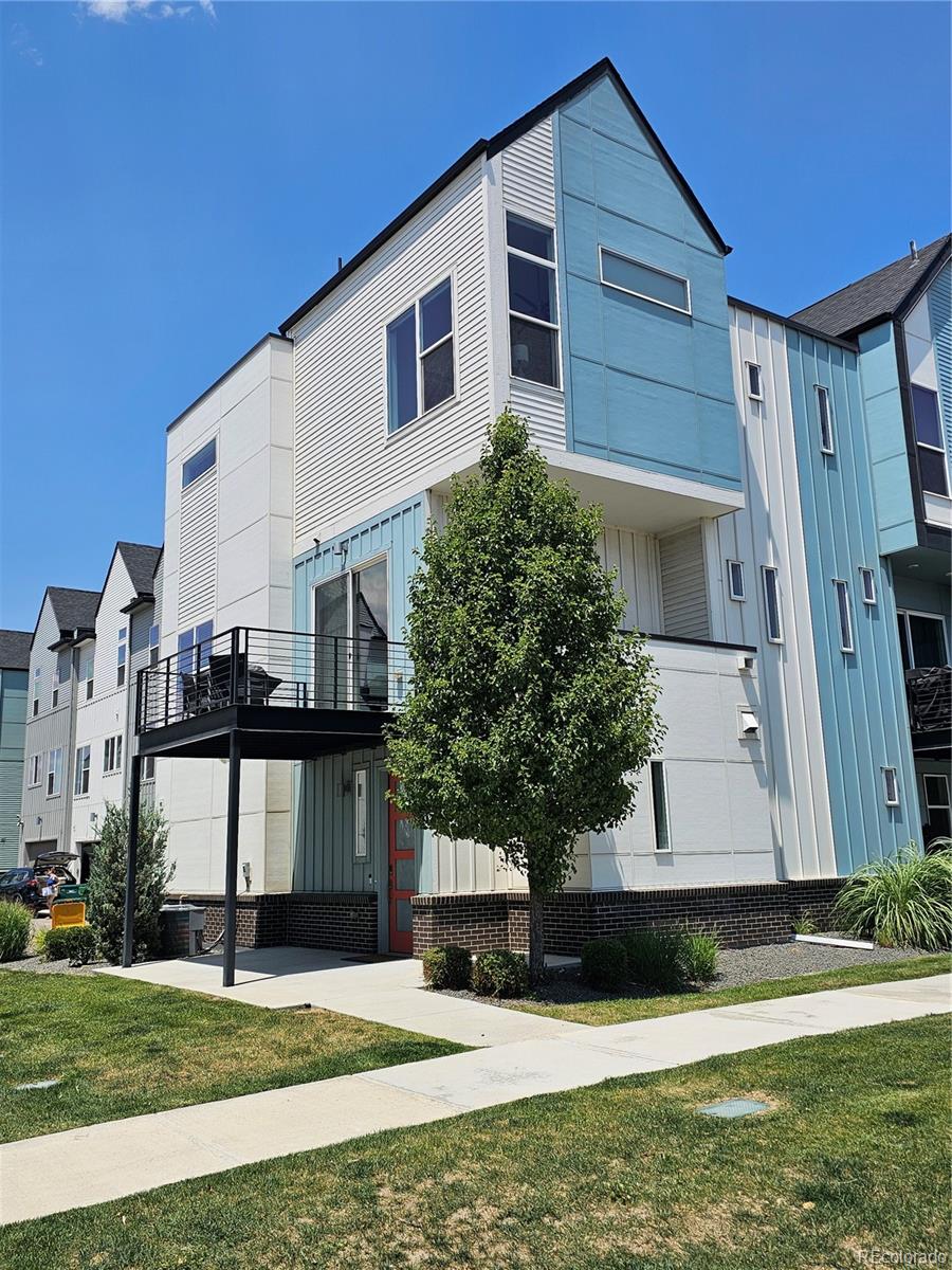  Denver Home | MLS #: 80569911661 W 67th Circle, Denver Beds: 3 Baths: 3 Price: $545,000