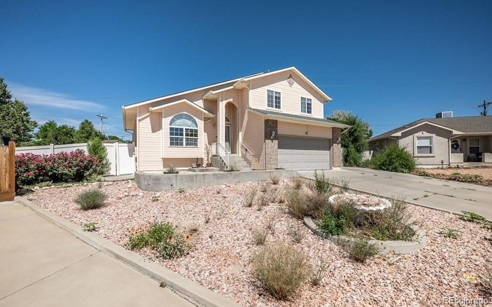 15  White Dove Court, pueblo&nbsp; House Search MLS Picture