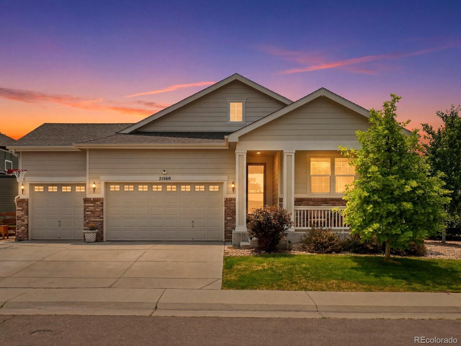 Copperleaf Aurora Home | MLS #: 988125621560 E Union Place, Aurora Beds: 5 Baths: 3 Price: $735,000