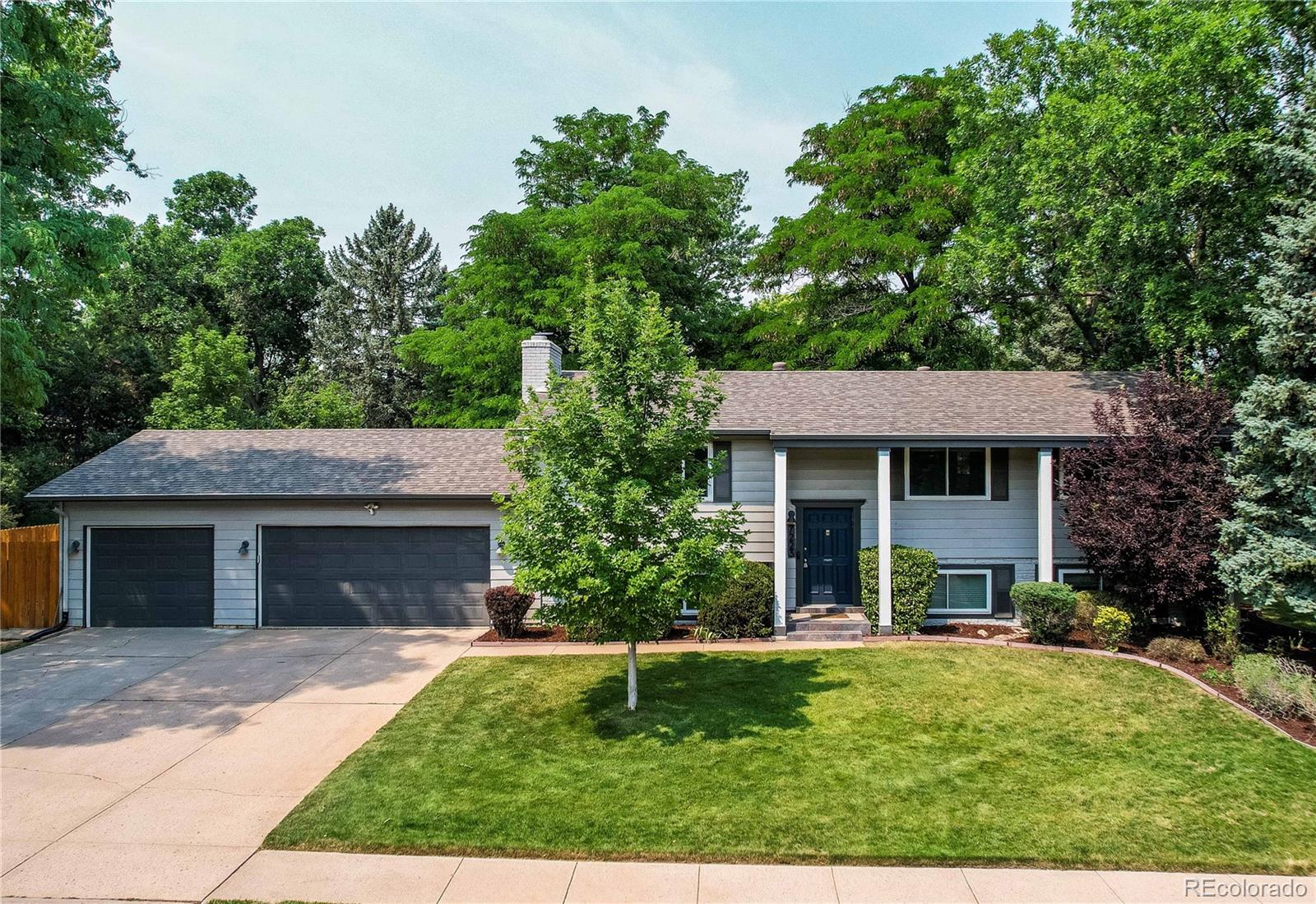  Littleton Home | MLS #: 43881417223 S Clarkson Street, Littleton Beds: 5 Baths: 2 Price: $675,000