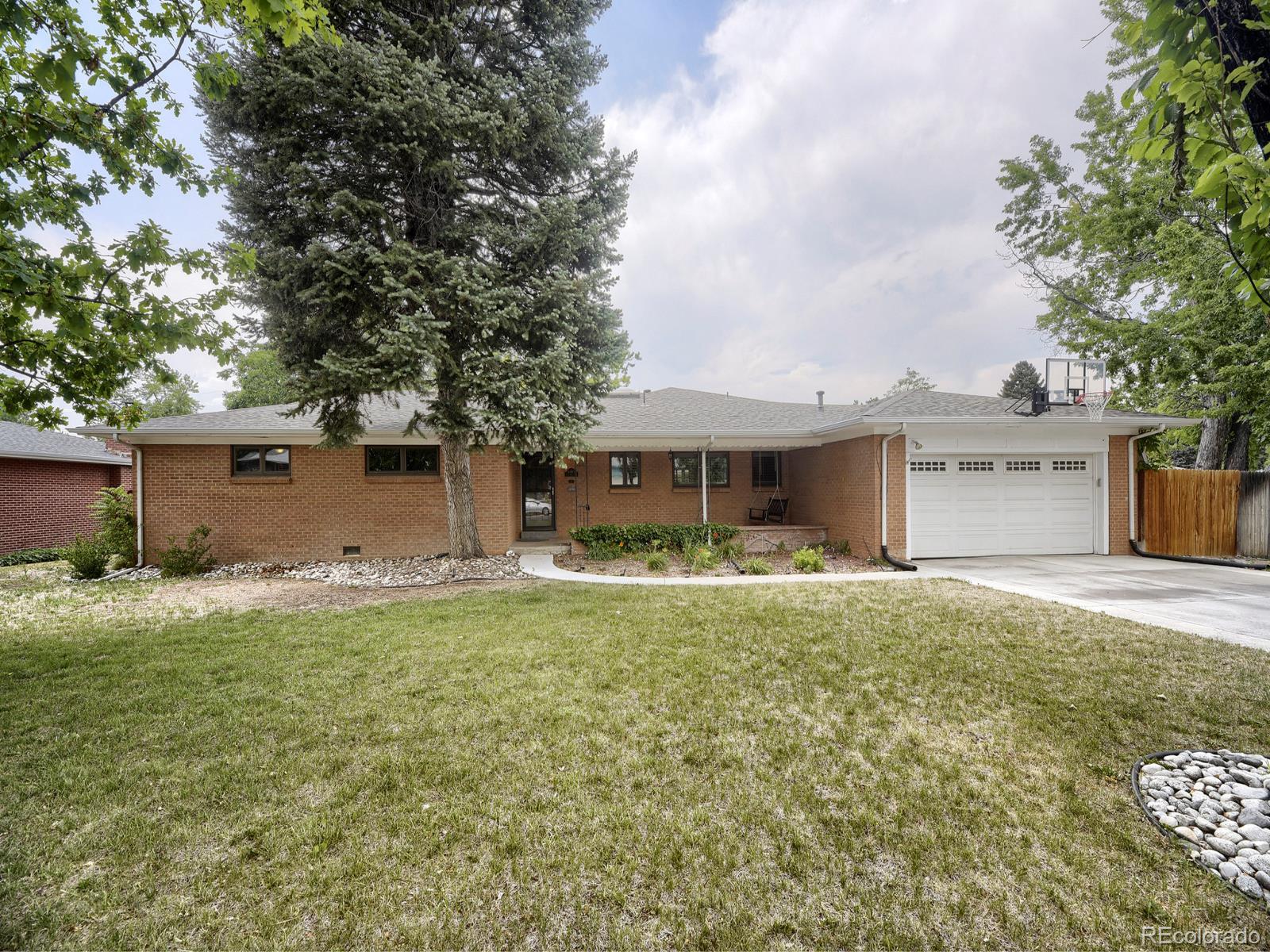 Broadmoor Littleton Home | MLS #: 65116416305 S Valleyview Street, Littleton Beds: 3 Baths: 3 Price: $725,000
