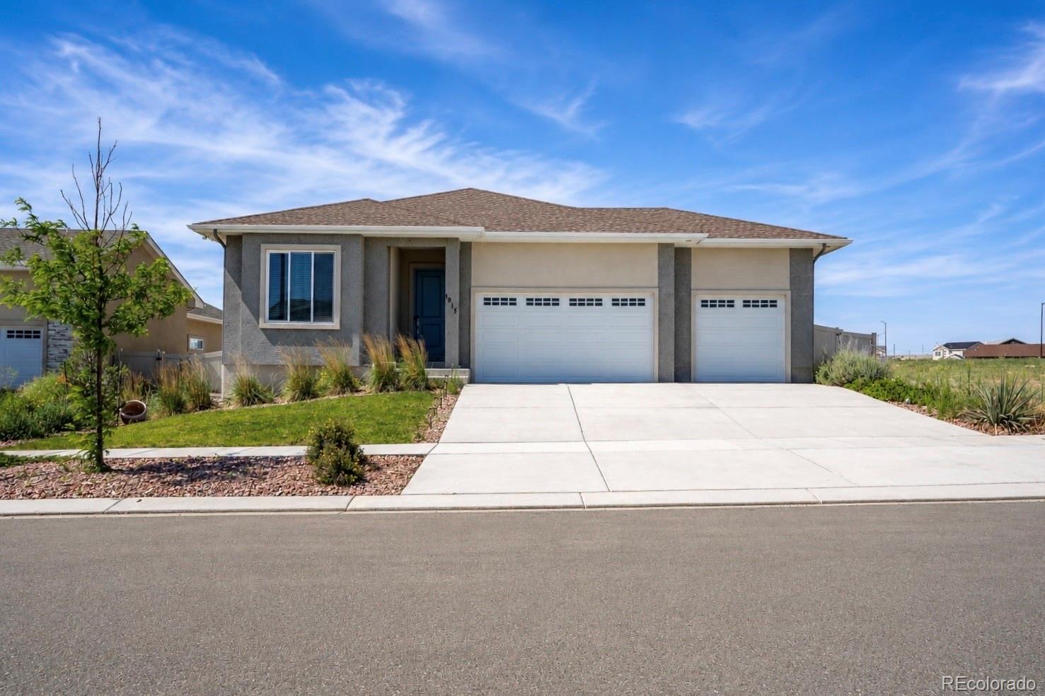 pueblo&nbsp; House Search Picture