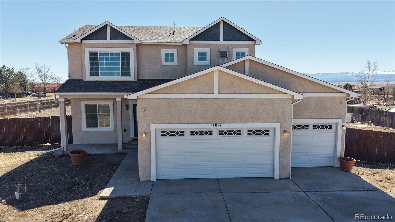 pueblo&nbsp; House Search Picture