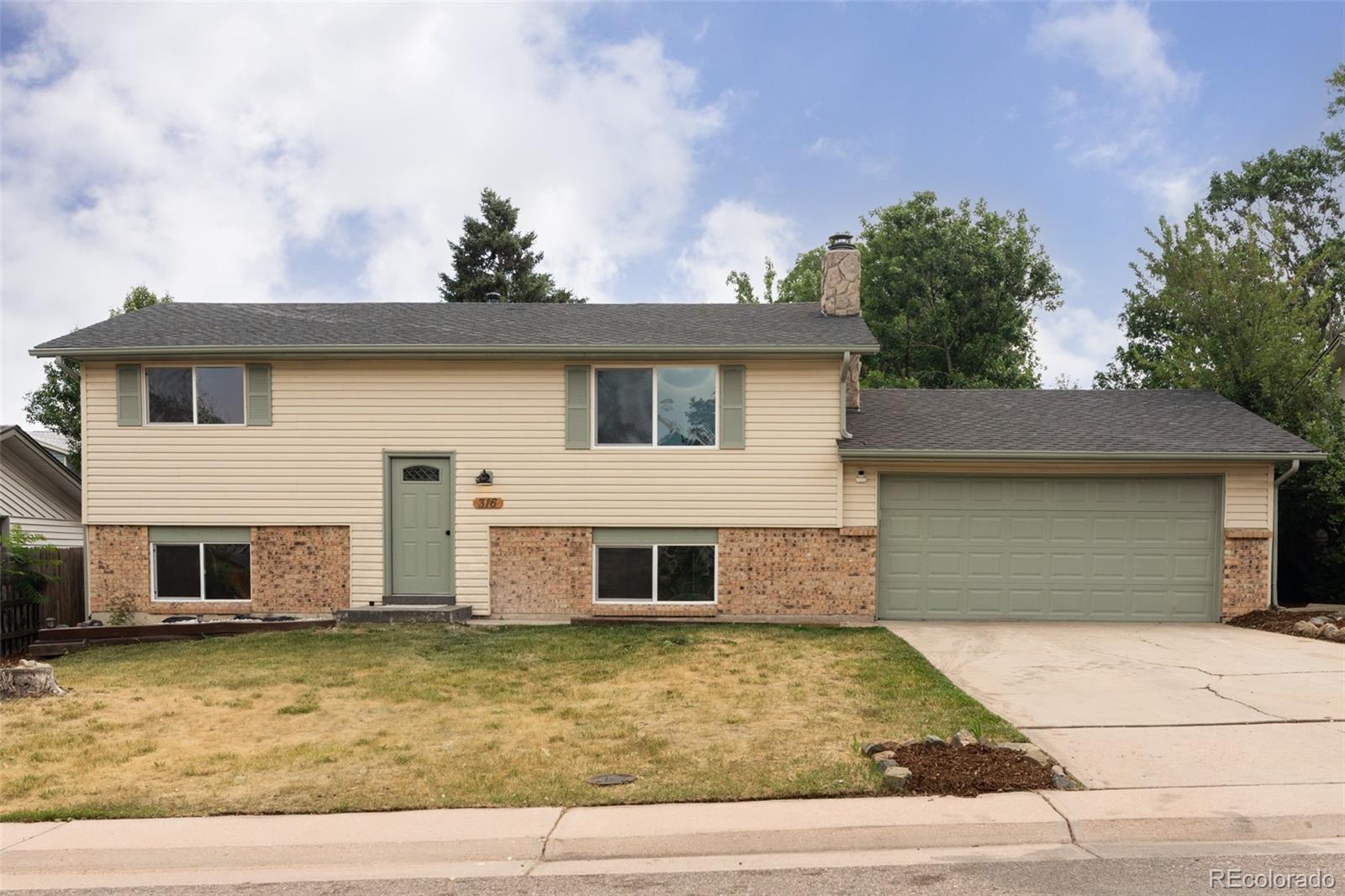 lone tree&nbsp; House Search Picture