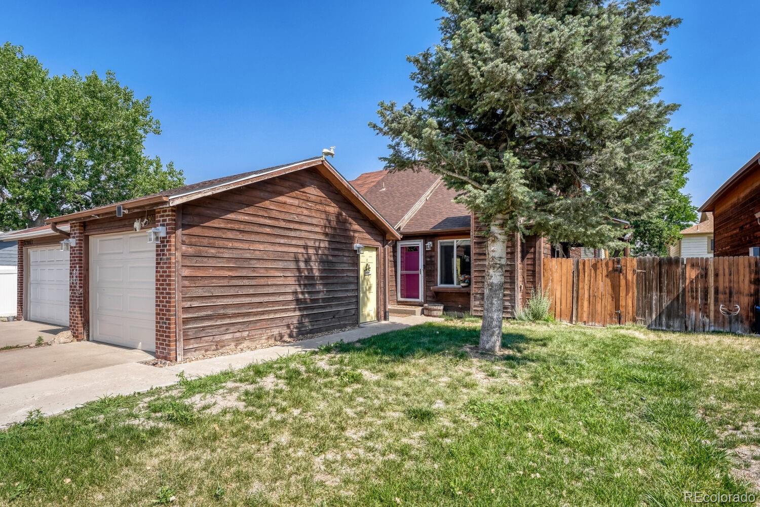 The Vineyard Aurora Home | MLS #: 297533819073 E 16th Avenue, Aurora Beds: 3 Baths: 2 Price: $339,000