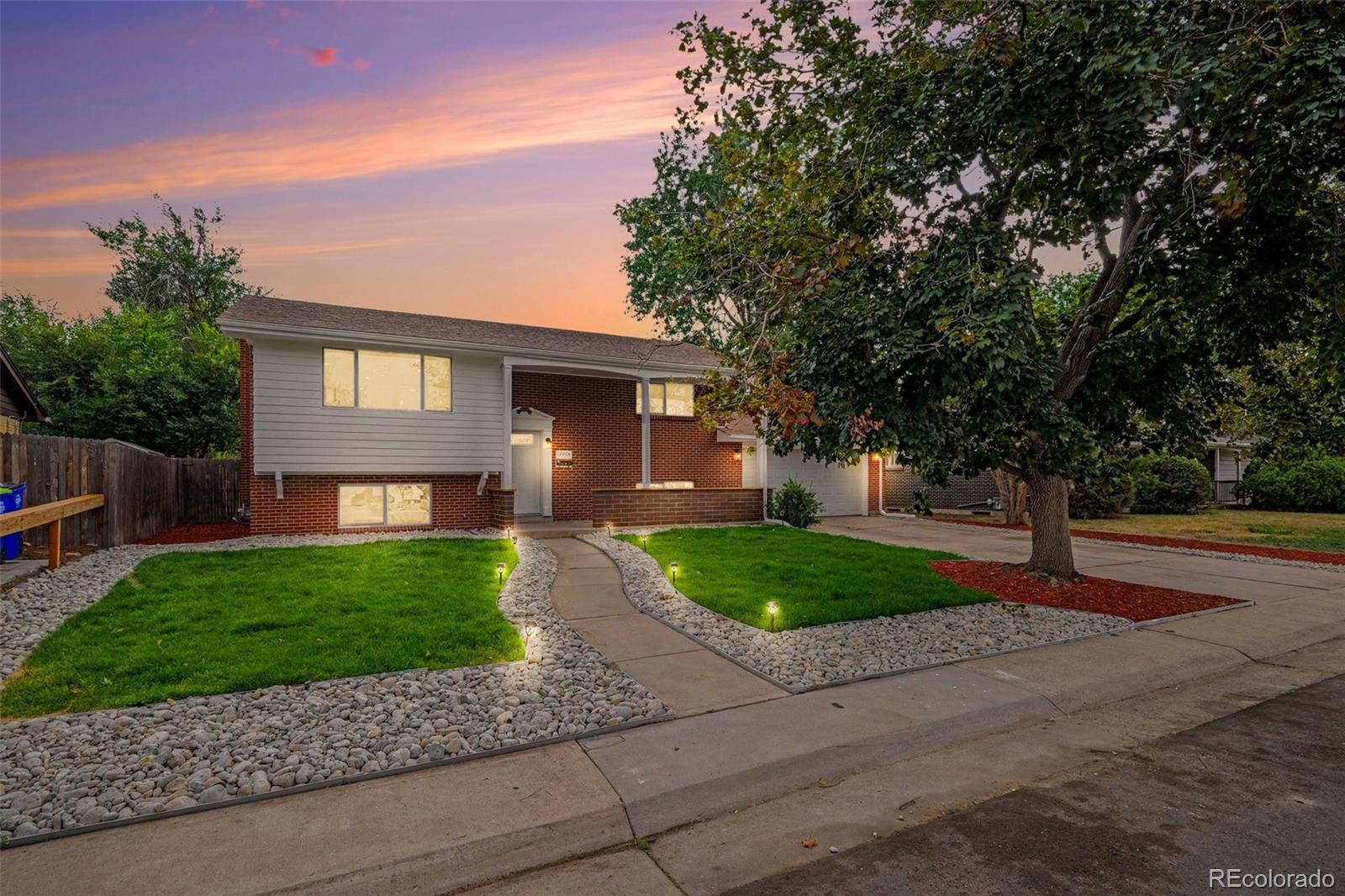 Village East Aurora Home | MLS #: 960005512006 E Arizona Drive, Aurora Beds: 4 Baths: 2 Price: $519,998
