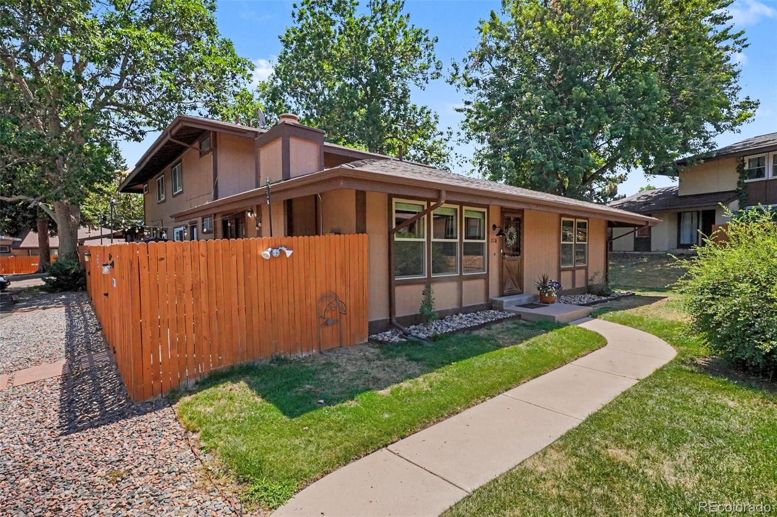 aurora&nbsp; House Search Picture