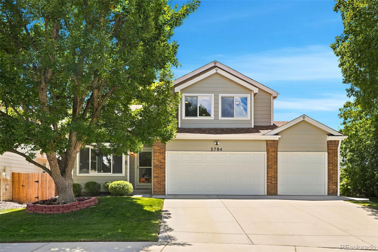  Broomfield Home | MLS #: 80850715784 W 117th Place, Broomfield Beds: 3 Baths: 3 Price: $675,000