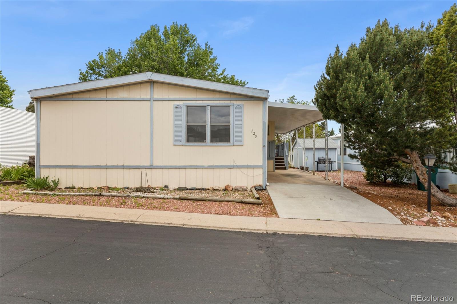  Colorado Springs Home | MLS #: 4822168205 N Murray Boulevard, Colorado Springs Beds: 3 Baths: 2 Price: $49,000