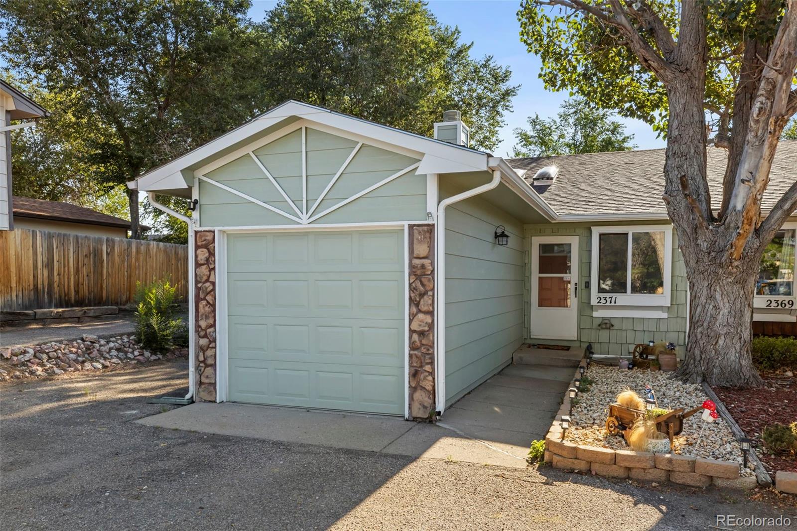 2371  Washo Circle, colorado springs&nbsp; House Search MLS Picture