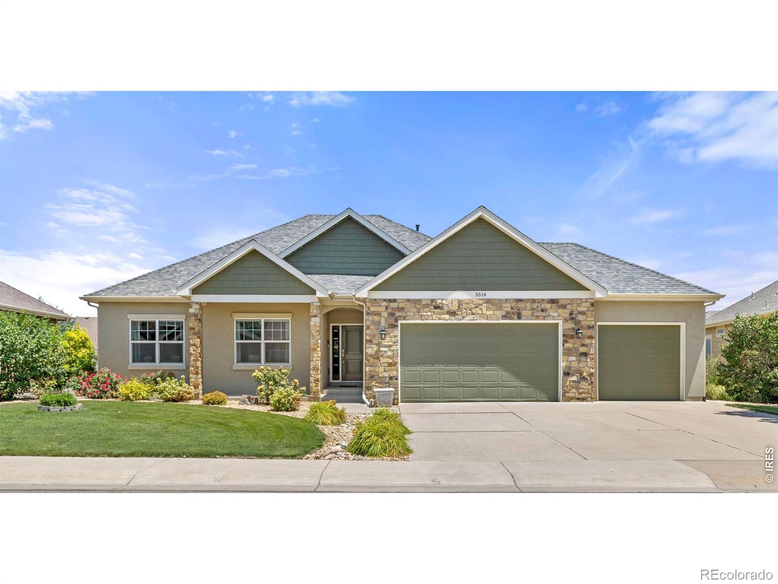 Fossil Ridge Windsor Home | MLS #: 45678910634665514  Flamboro Drive, Windsor Beds: 5 Baths: 4 Price: $800,000