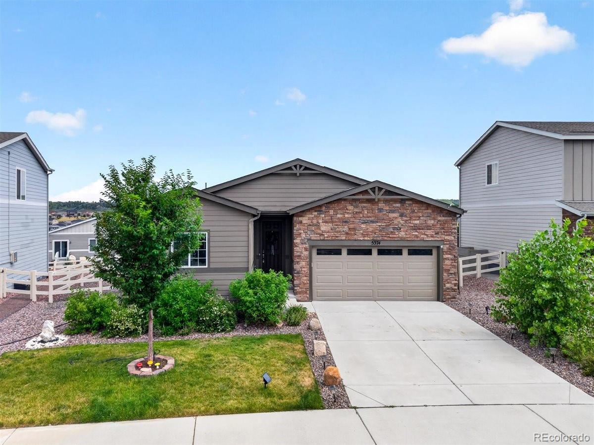 Crystal Valley Castle Rock Home | MLS #: 29361265374  Trails Edge Lane, Castle Rock Beds: 3 Baths: 2 Price: $595,000