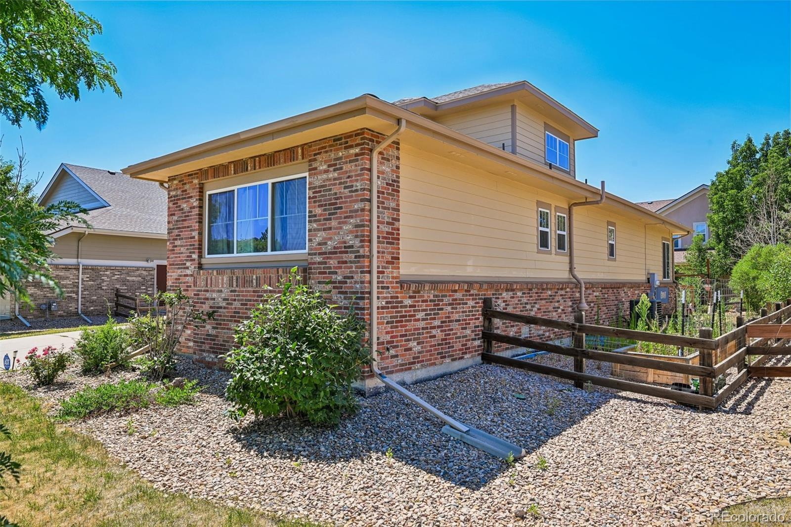 247 N Coolidge Way, aurora&nbsp; House Search MLS Picture