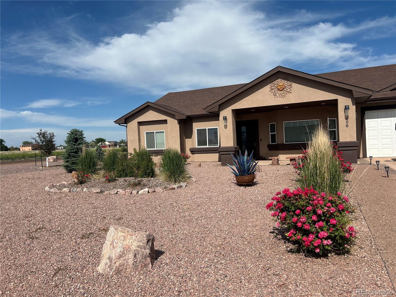 pueblo&nbsp; House Search Picture