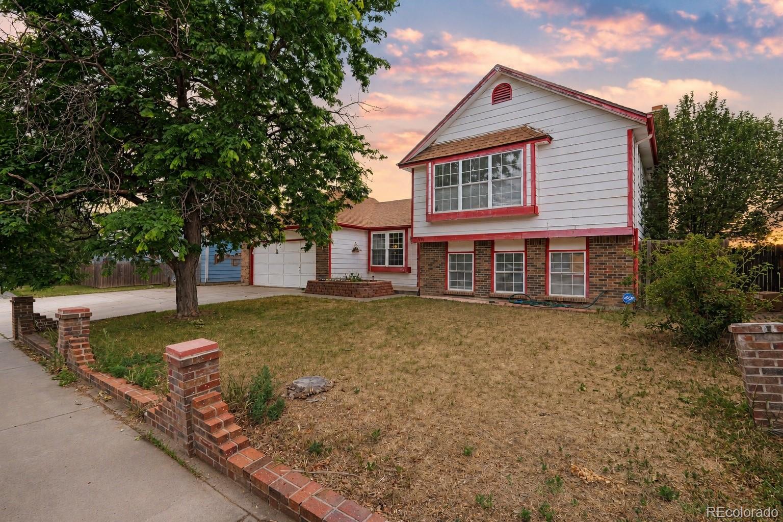 Lexington East Aurora Home | MLS #: 29691041781 S Ensenada Street, Aurora Beds: 4 Baths: 2 Price: $385,000