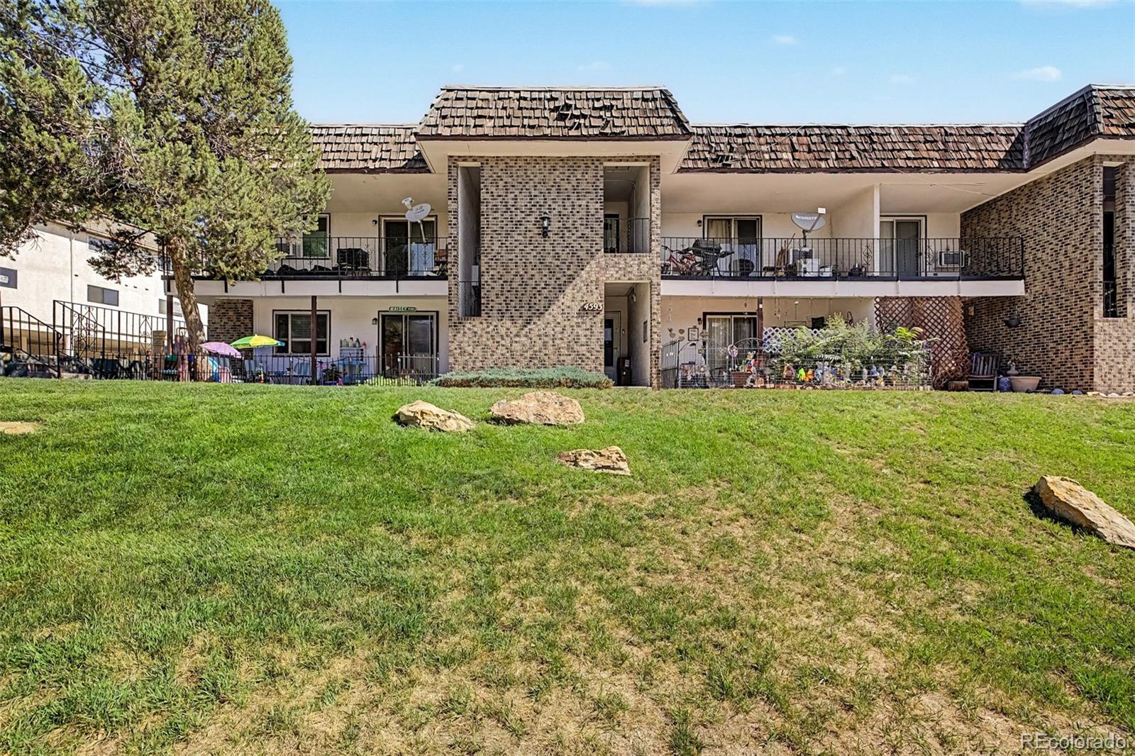 Mark Denver Condo / Townhome | MLS #: 37218824593 S Lowell Boulevard D, Denver Beds: 2 Baths: 1 Price: $155,000