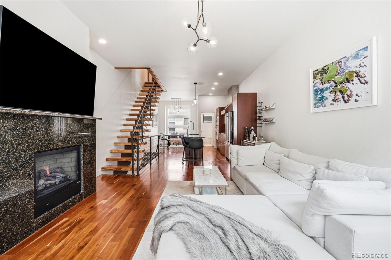 Union Station Denver Condo / Townhome | MLS #: 99171612900  Inca Street 23, Denver Beds: 2 Baths: 4 Price: $735,000