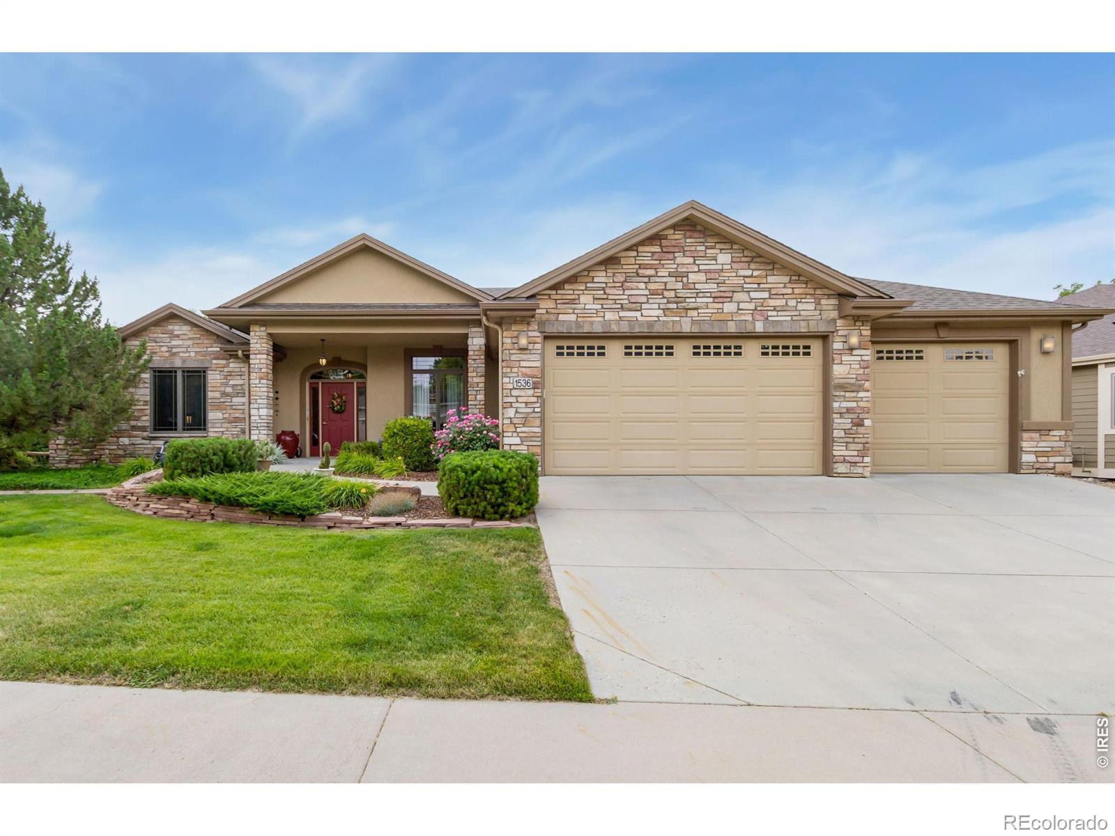 Bison Ridge Windsor Home | MLS #: 45678910637911536  Yonkee Drive, Windsor Beds: 4 Baths: 4 Price: $830,000