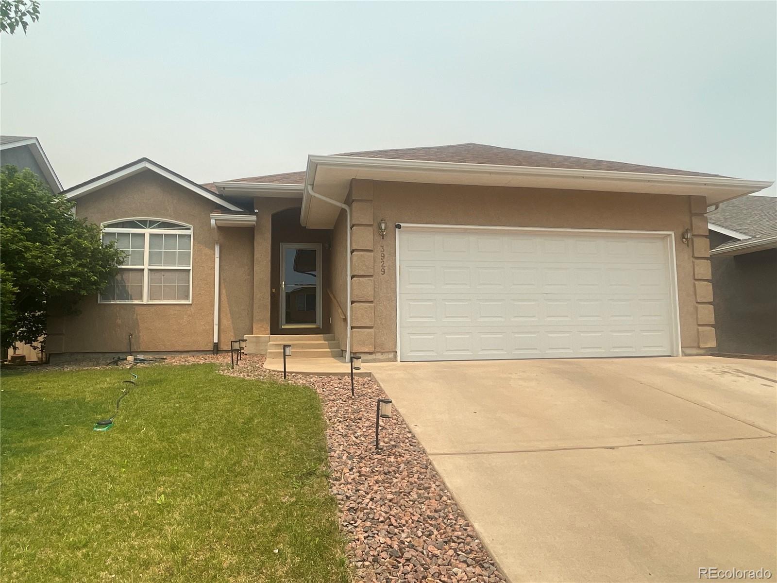 pueblo&nbsp; House Search Picture