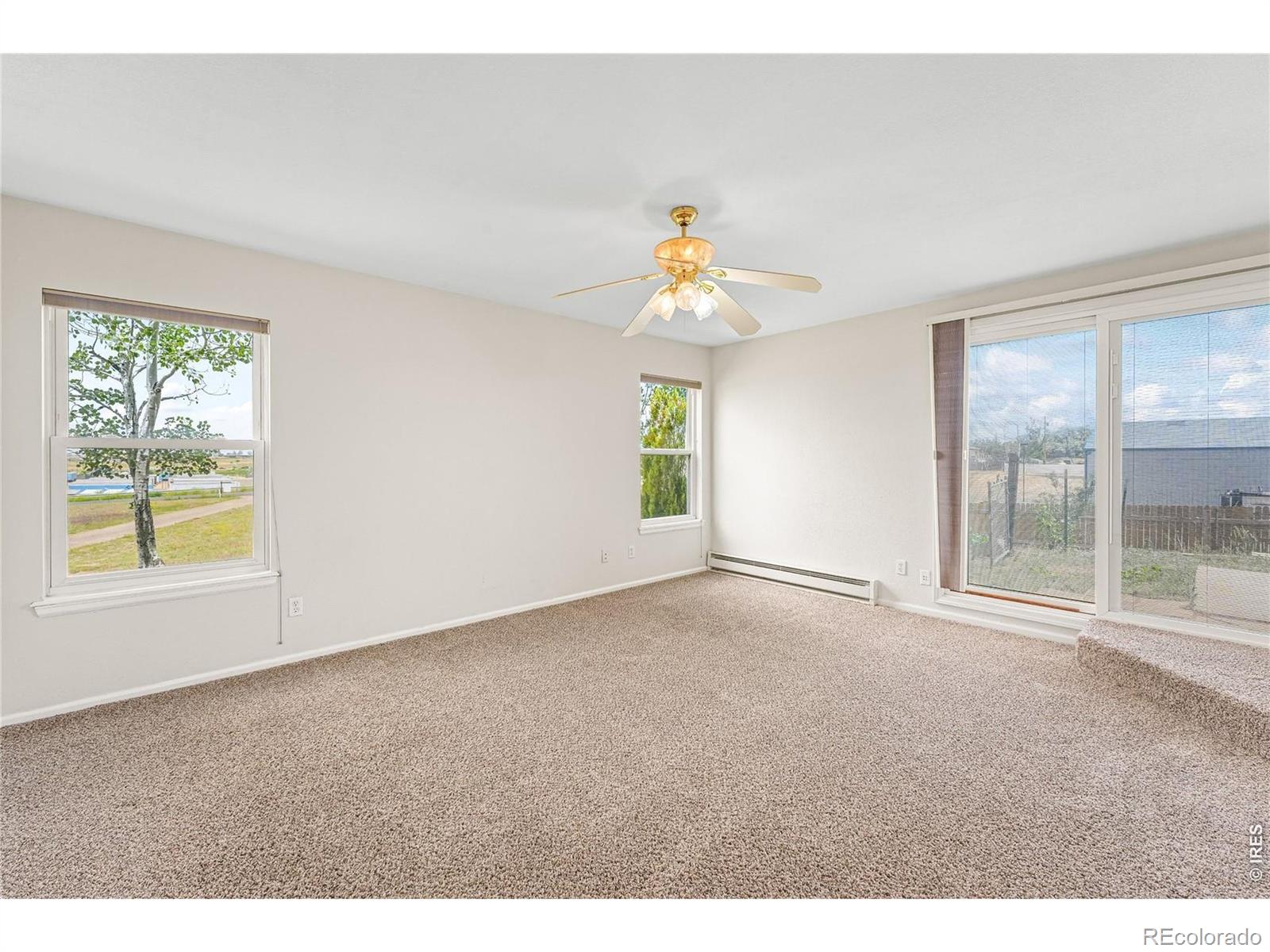21400 E 11th Avenue, aurora&nbsp; House Search MLS Picture