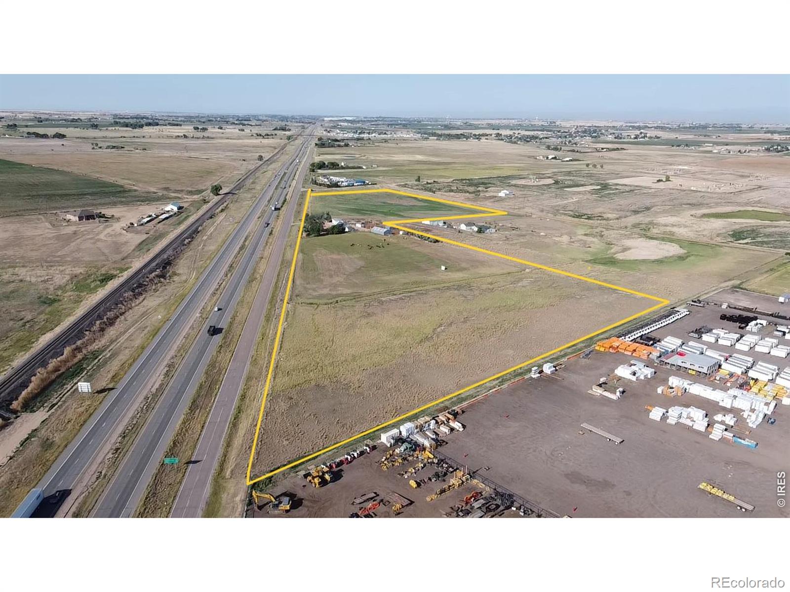  Hudson Home | MLS #: 456789106397821191  I 76 Frontage Road, Hudson Beds: 2 Baths: 1 Price: $1,495,000