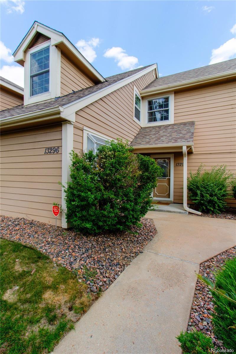 Heather Ridge South Aurora Home | MLS #: 681799313296 E Asbury Drive, Aurora Beds: 2 Baths: 2 Price: $349,900