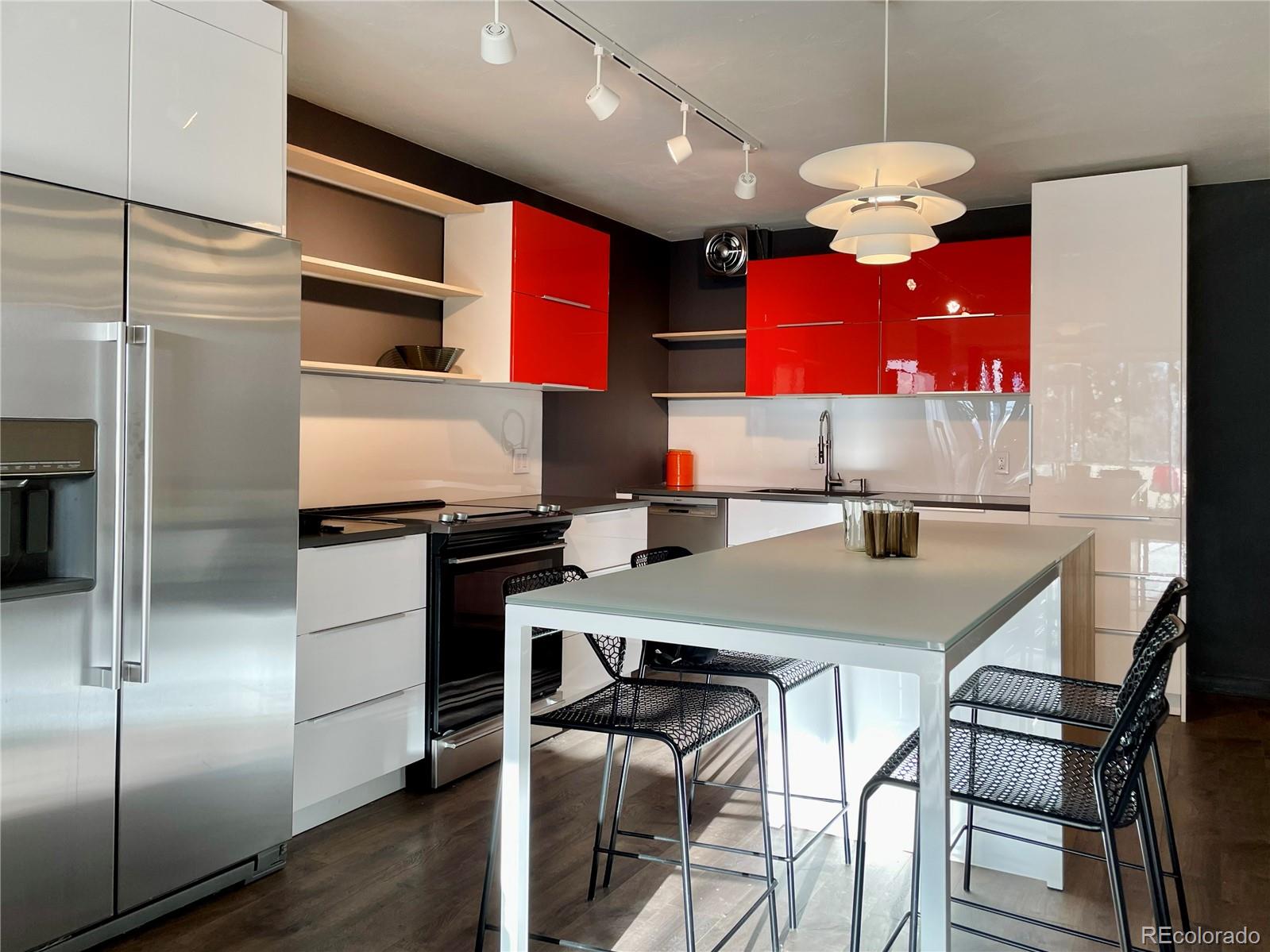 Smiths Denver Condo / Townhome | MLS #: 56123961050 N Corona Street 317, Denver Beds: 2 Baths: 2 Price: $300,000