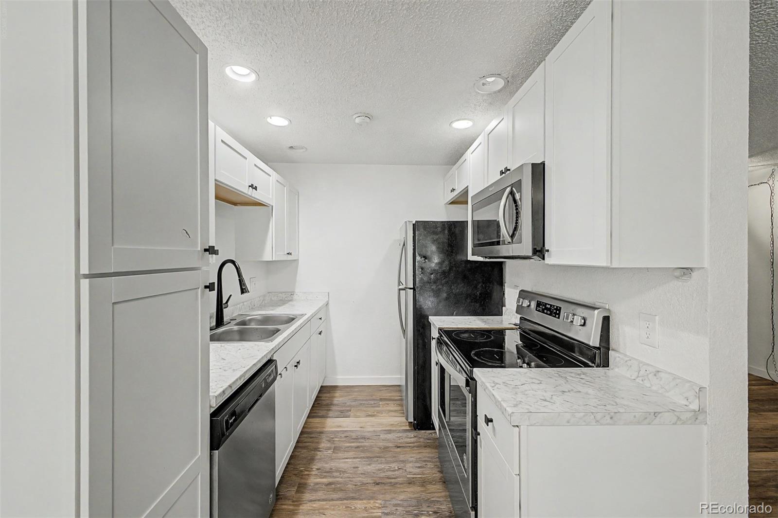 aurora&nbsp; House Search Picture