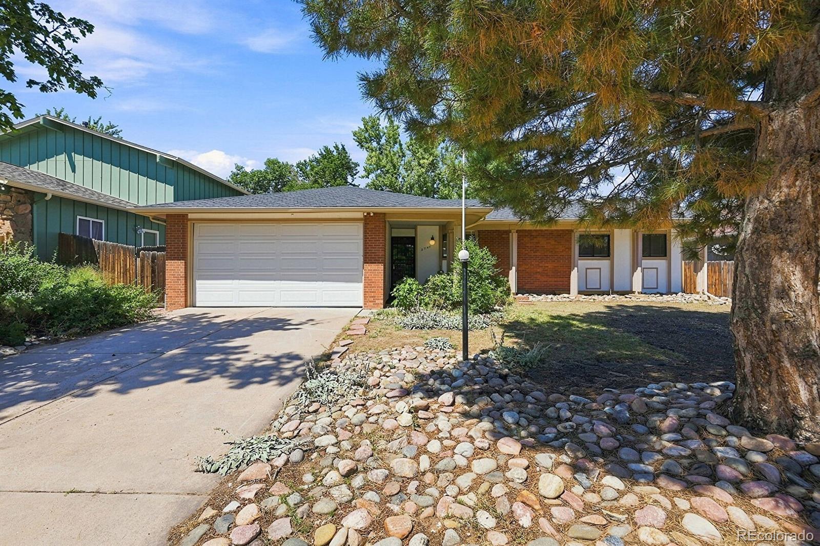 aurora&nbsp; House Search Picture