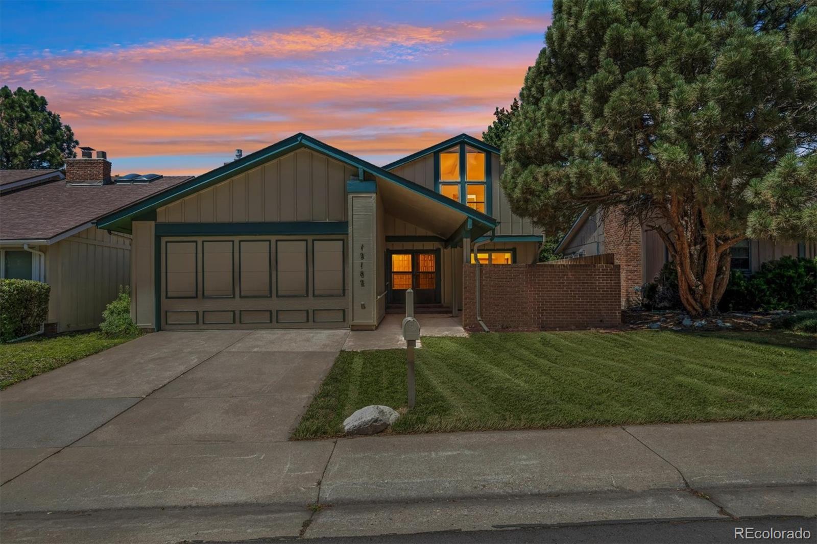  Aurora Home | MLS #: 586336812182 E Amherst Circle, Aurora Beds: 4 Baths: 3 Price: $450,000
