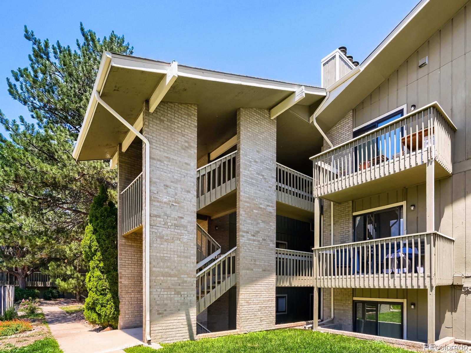 695  Manhattan Drive, boulder&nbsp; House Search MLS Picture