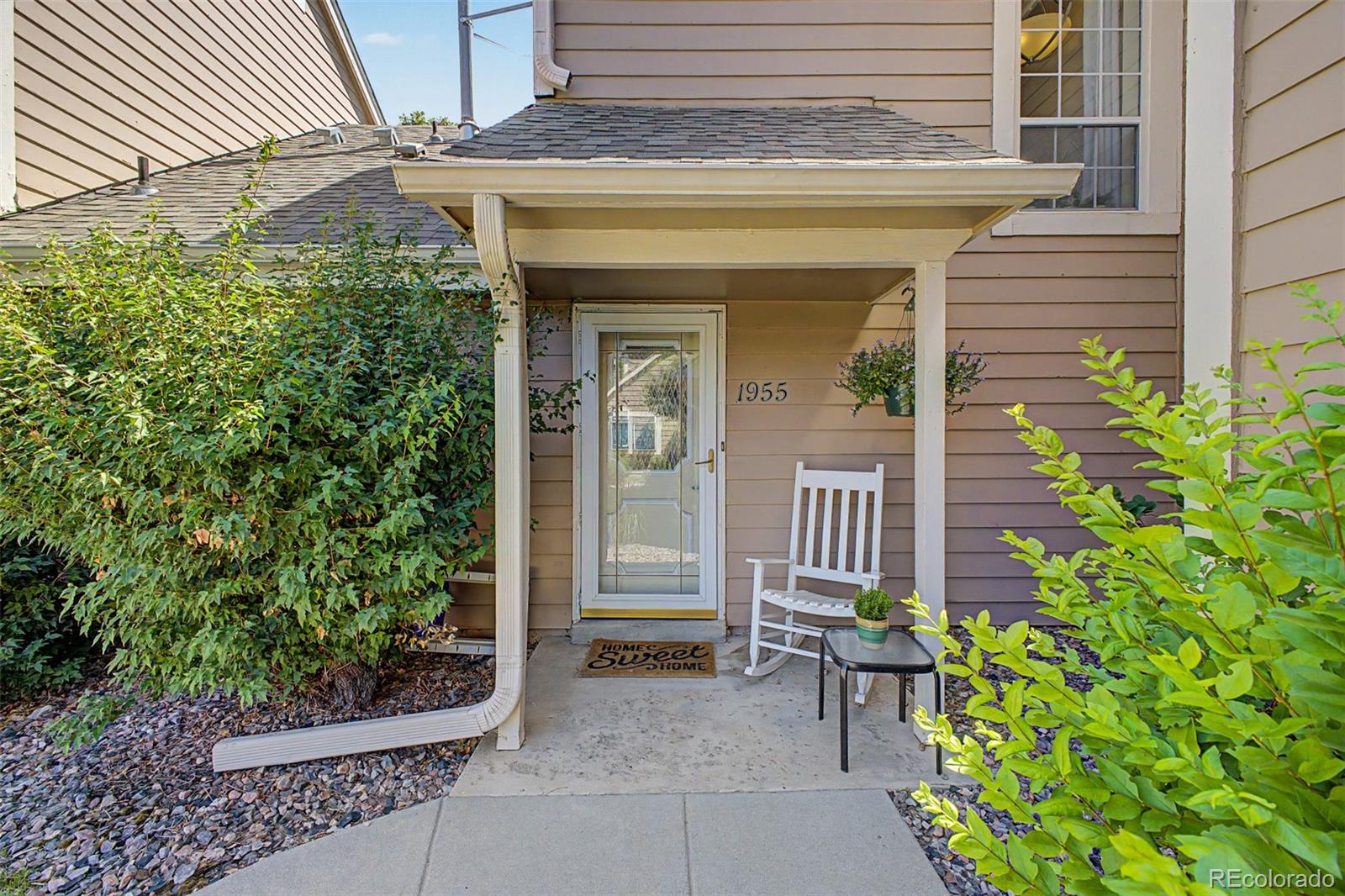 Heather Ridge South Aurora Home | MLS #: 66718901955 S Xanadu Way, Aurora Beds: 2 Baths: 2 Price: $350,000