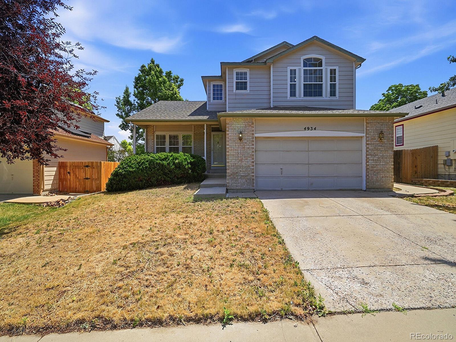 prideAurora Home | MLS #: 96792984934 S Danube Street, Aurora Beds: 3 Baths: 3 Price: $535,000