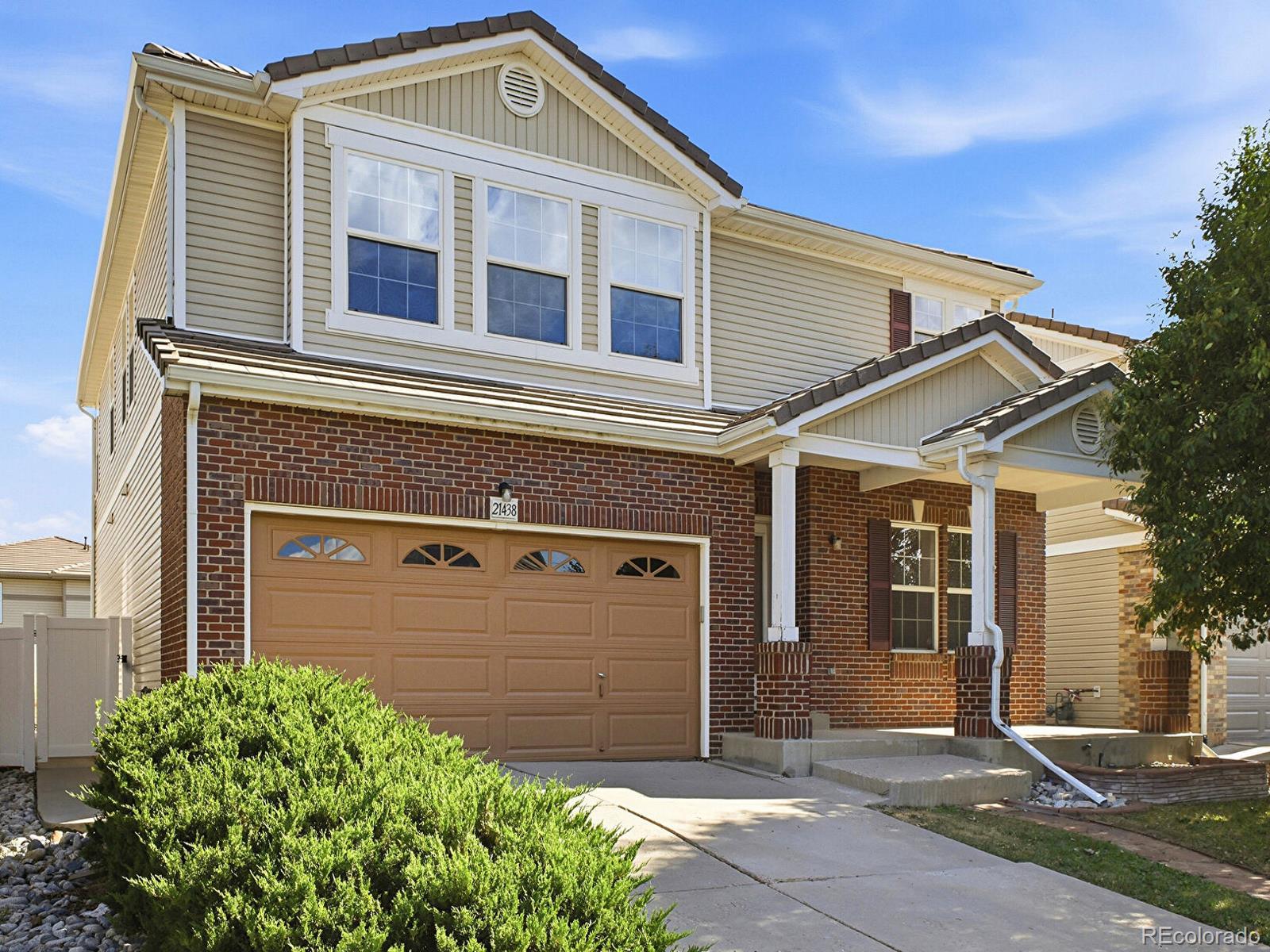 21438 E 54th Avenue, denver&nbsp; House Search MLS Picture