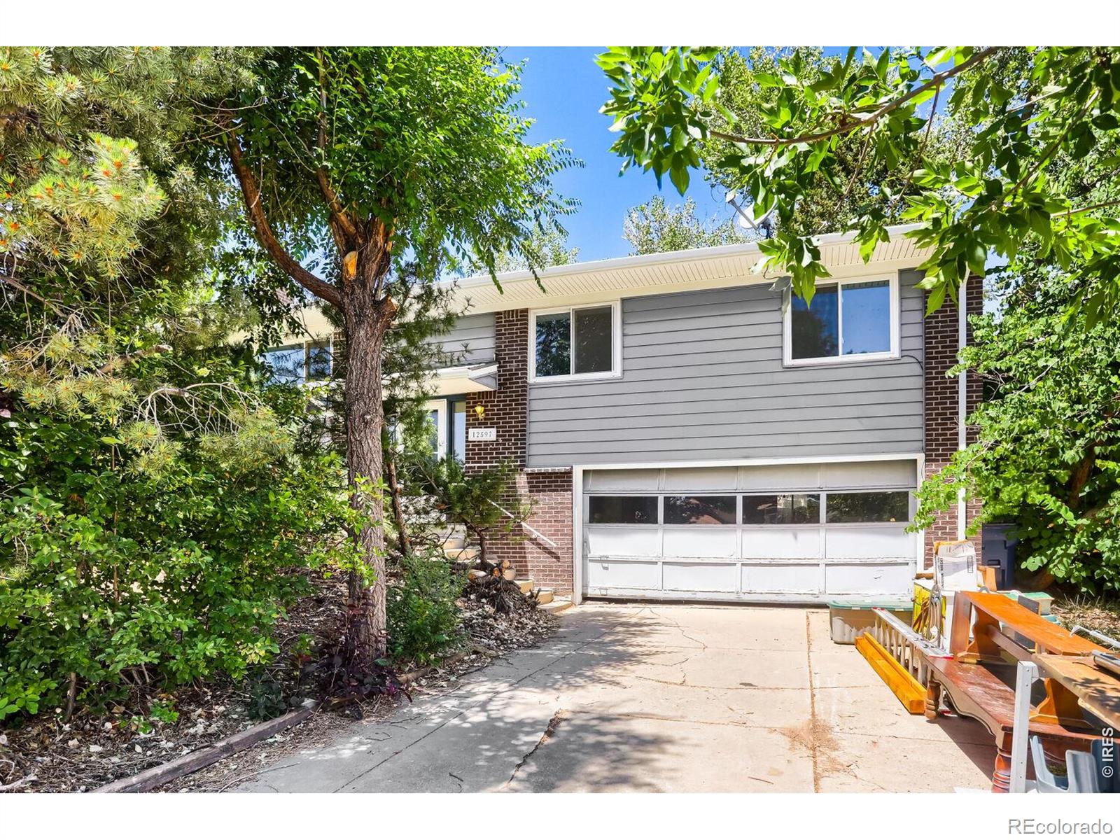 Green Mountain Lakewood Home | MLS #: 456789106423712597 W Maryland Place, Lakewood Beds: 3 Baths: 2 Price: $489,900