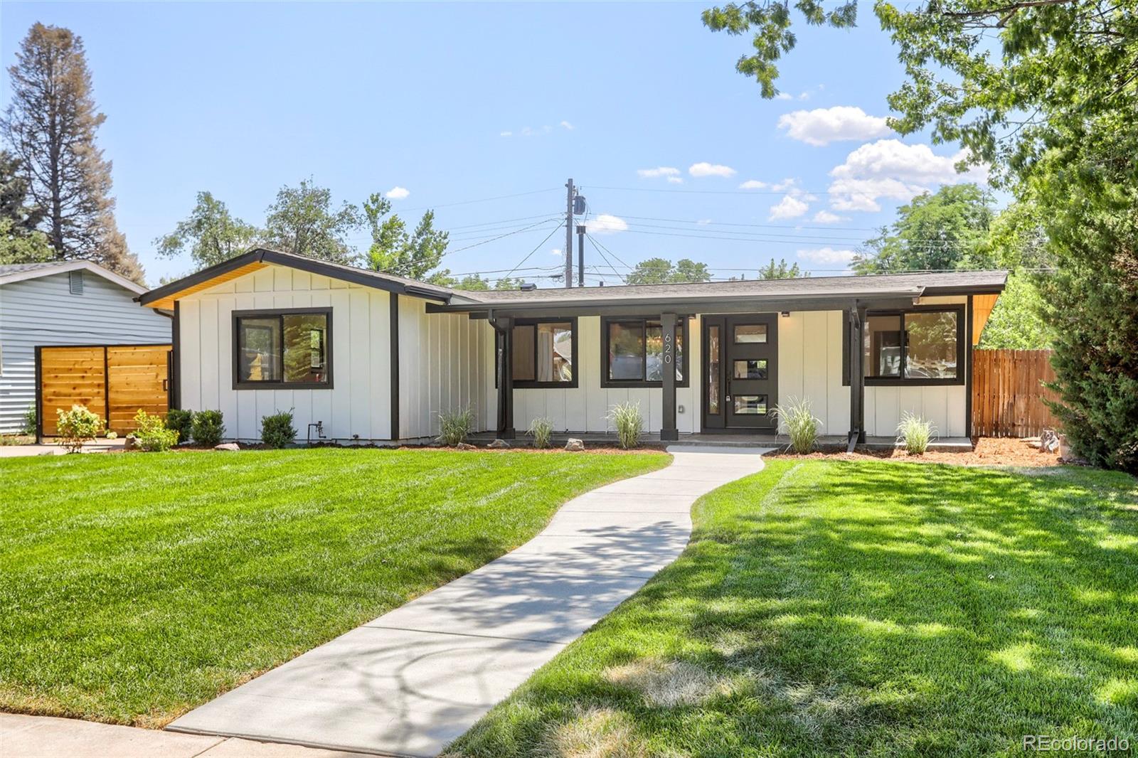  Englewood Home | MLS #: 1992271620 E Grand Avenue, Englewood Beds: 3 Baths: 3 Price: $674,900