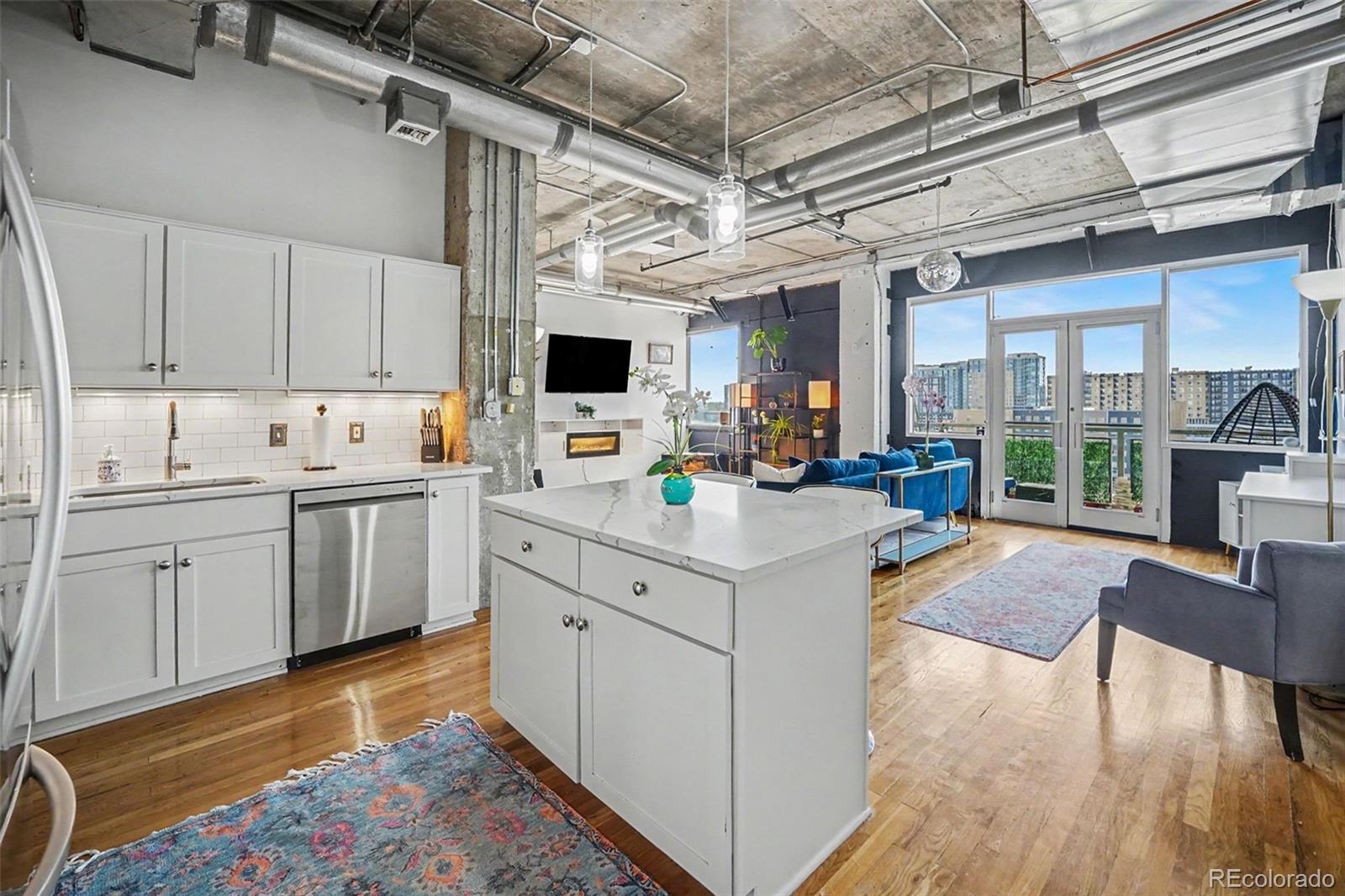 2020  Arapahoe Street, denver&nbsp; House Search MLS Picture