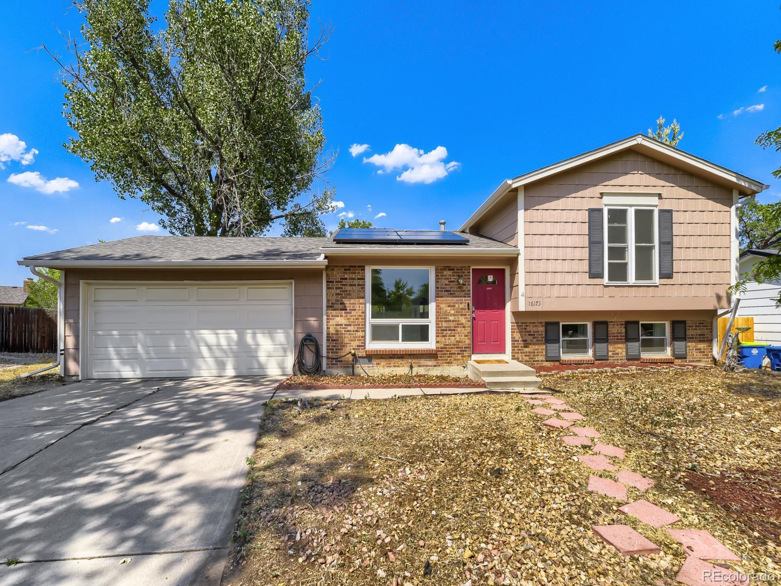  Aurora Home | MLS #: 401273416173 E Dickenson Place, Aurora Beds: 3 Baths: 2 Price: $440,000
