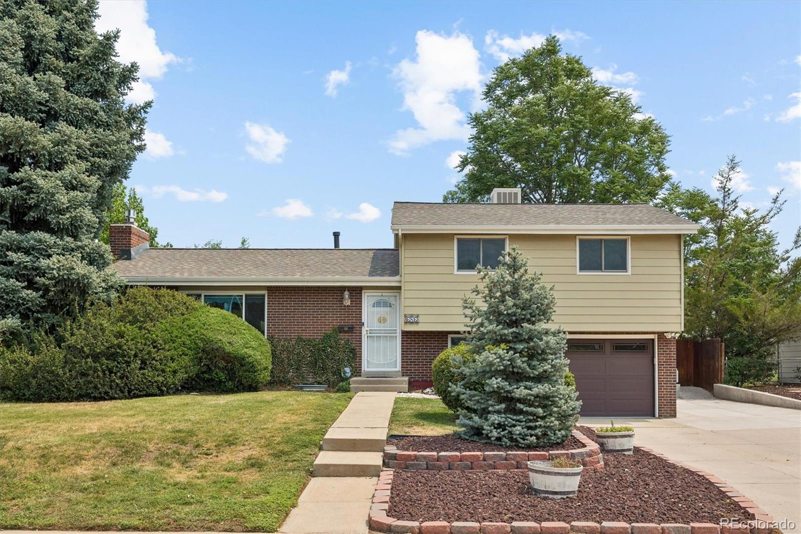 aurora&nbsp; House Search Picture