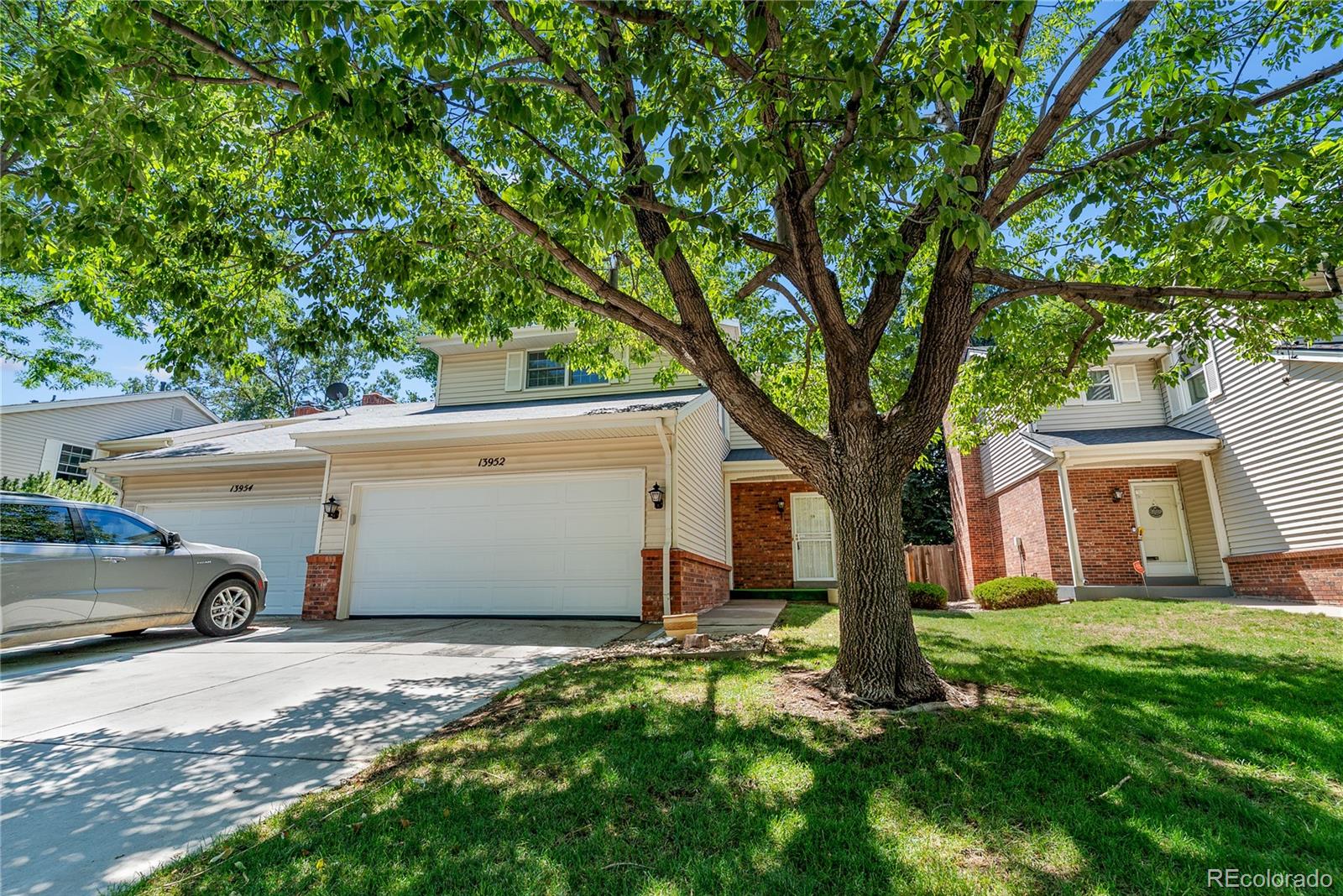 Sableridge Aurora Condo / Townhome | MLS #: 455248813952 E Arizona Avenue , Aurora Beds: 3 Baths: 3 Price: $375,000