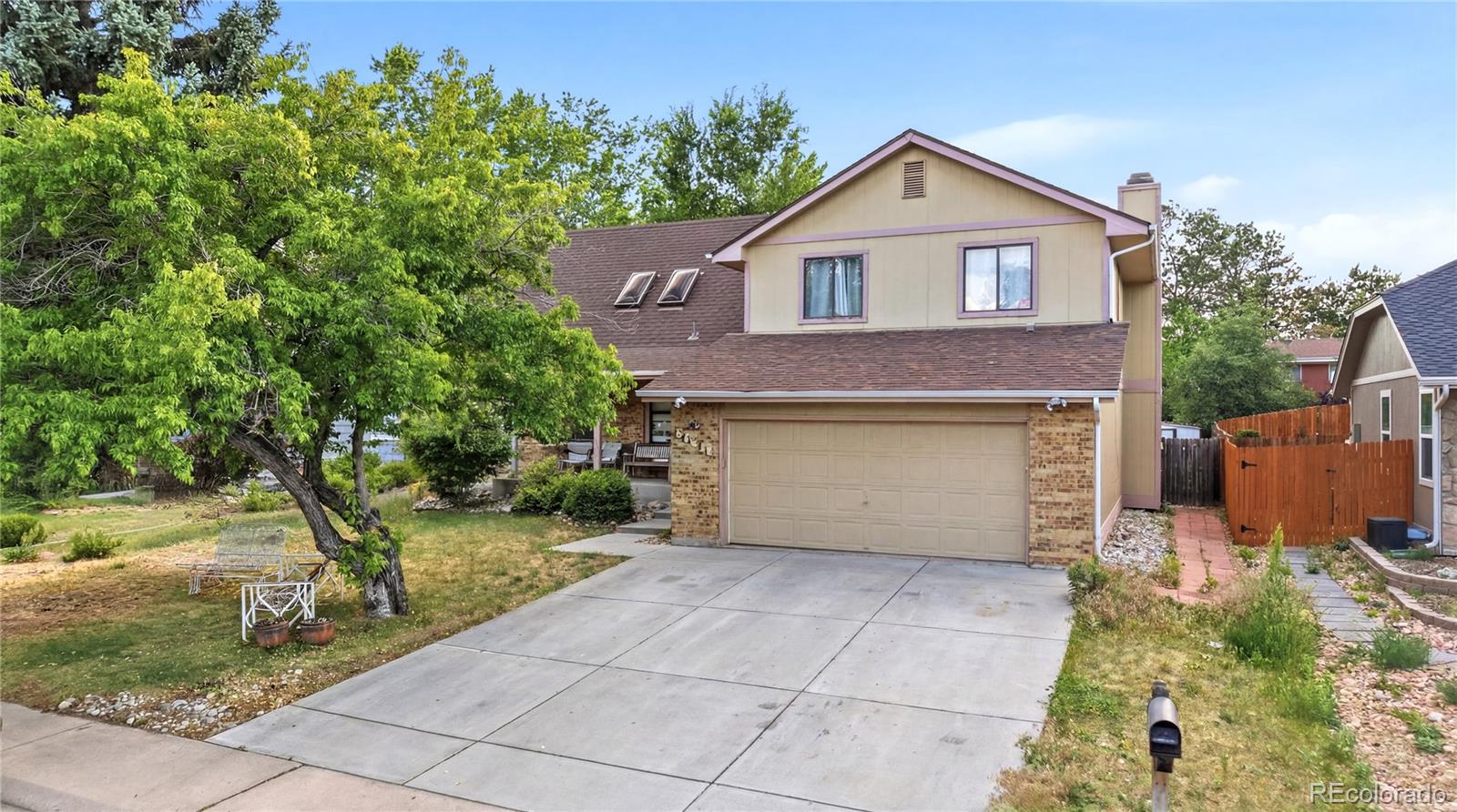 Peoria Park Aurora Home | MLS #: 92765942131 S Newark Way, Aurora Beds: 4 Baths: 4 Price: $525,000
