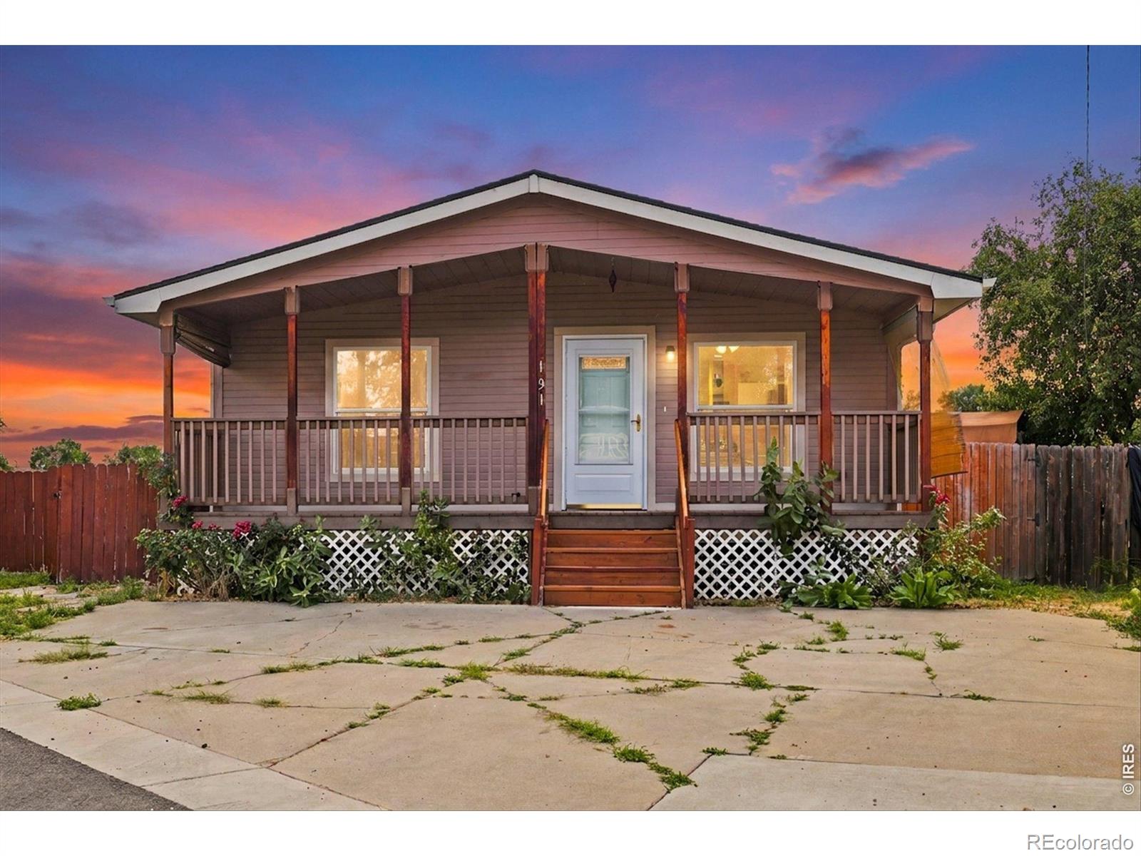 firestone&nbsp; House Search Picture